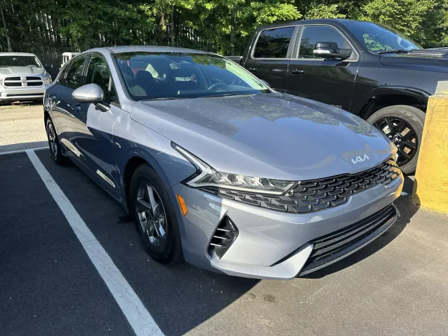 2023 Kia K5 LXS photo 1