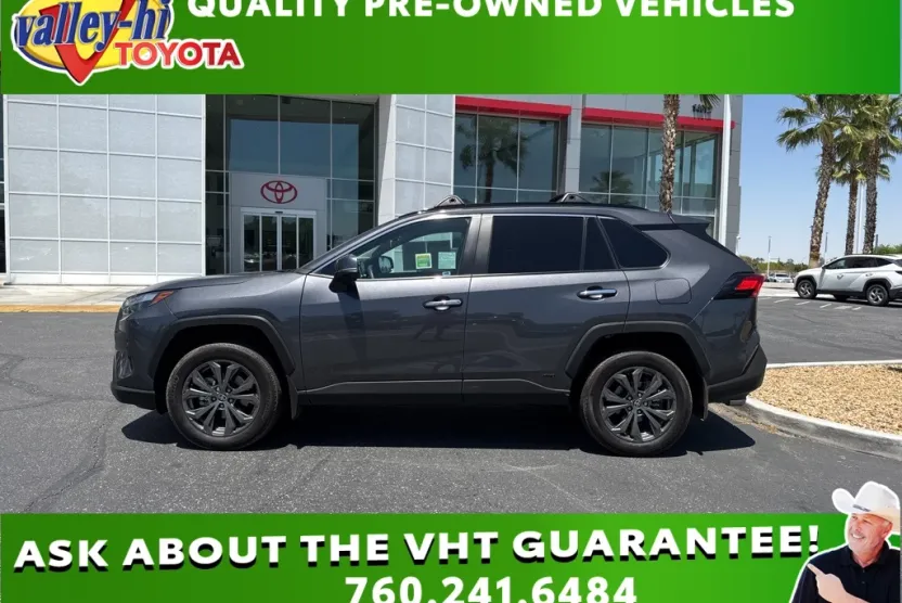 2022 Toyota RAV4 Hybrid Limited photo 1