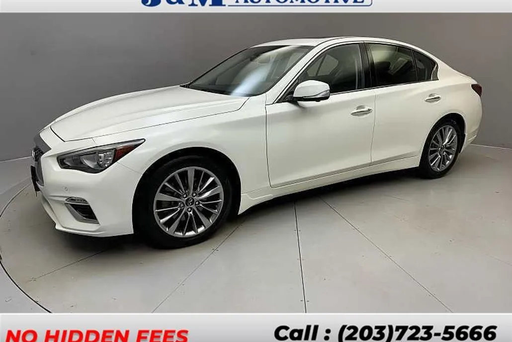 2022 Infiniti Q50 LUXE photo 1