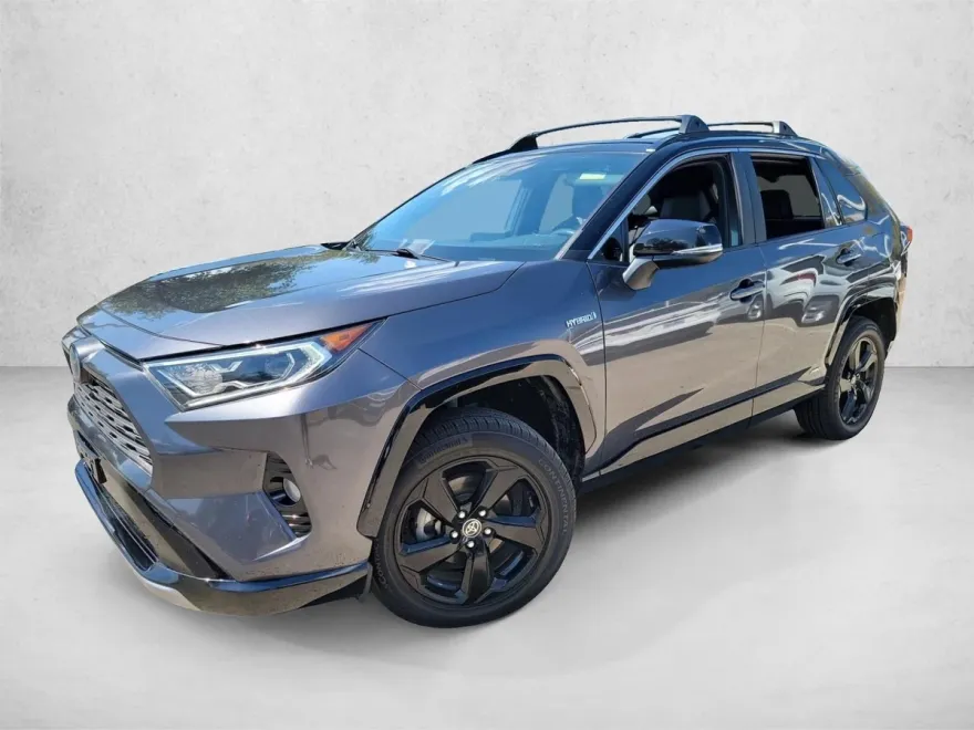 2020 Toyota RAV4 Hybrid XSE photo 1