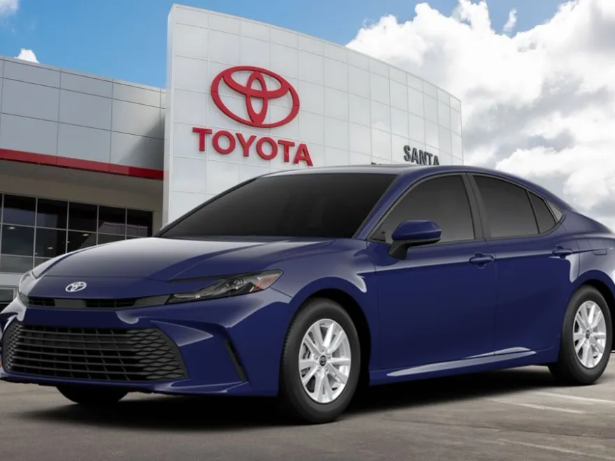 2025 Toyota Camry LE photo 1