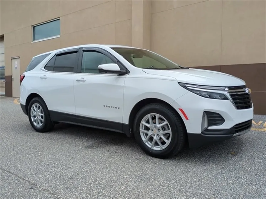 2022 Chevrolet Equinox photo 1