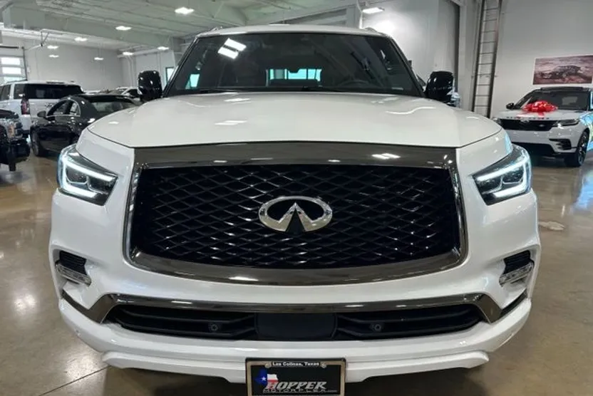 2024 Infiniti QX80 Premium photo 1