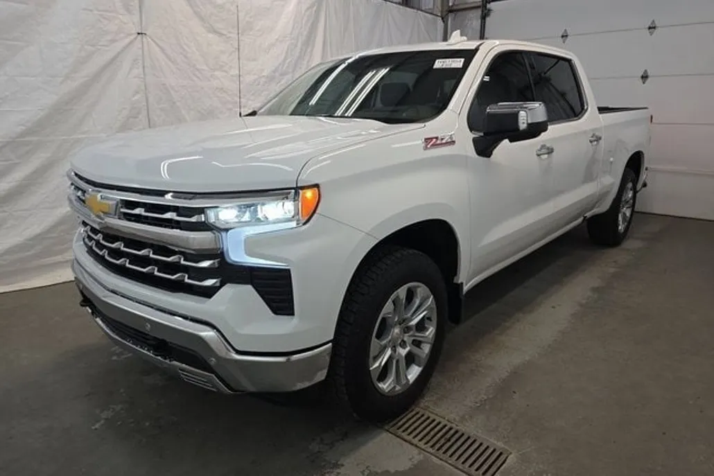 2025 Chevrolet Silverado 1500 LTZ photo 1