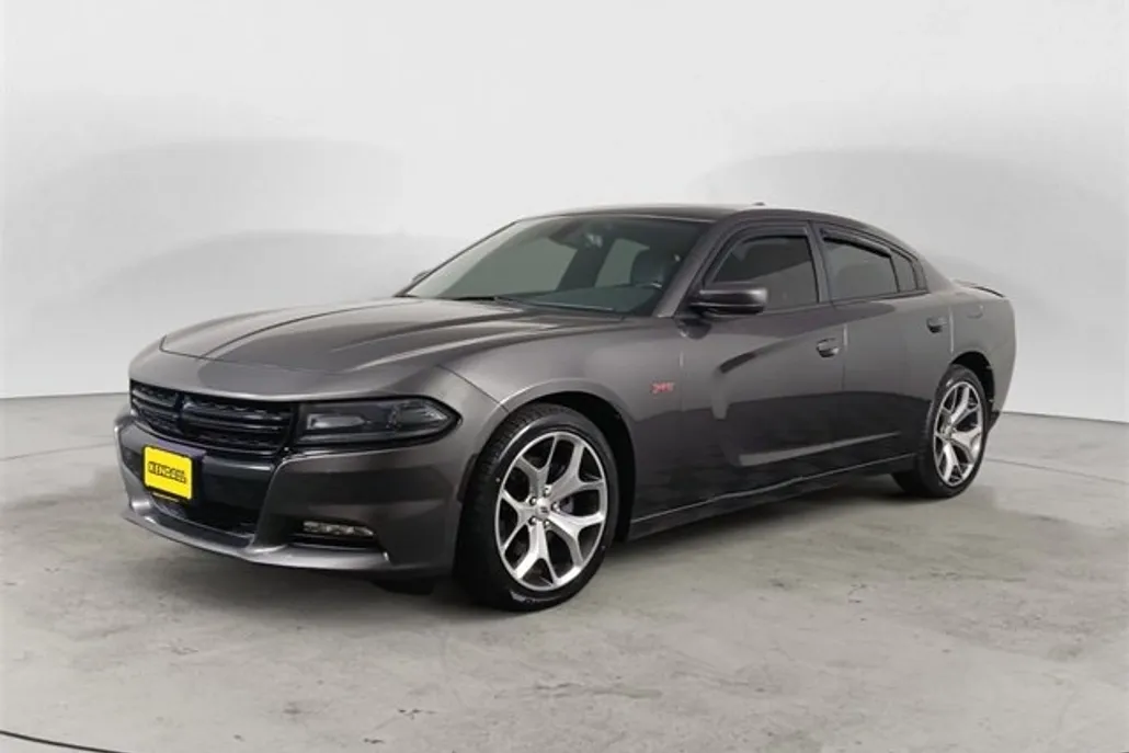 2016 Dodge Charger R/T photo 1