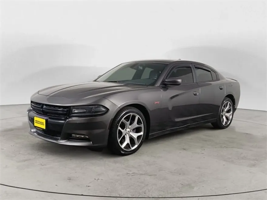 2016 Dodge Charger R/T photo 1