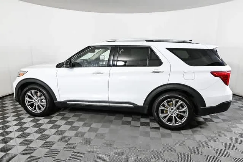 2021 Ford Explorer Limited photo 1