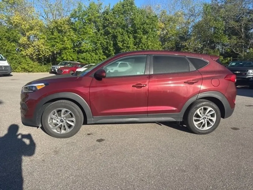 2017 Hyundai Tucson SE photo 1