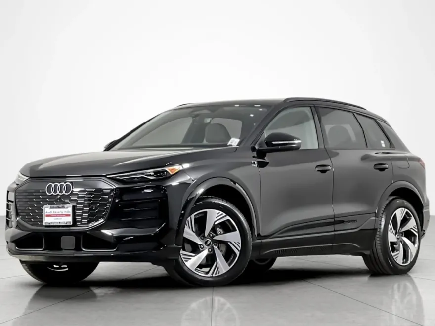 2025 Audi Q6 E-tron Premium photo 1