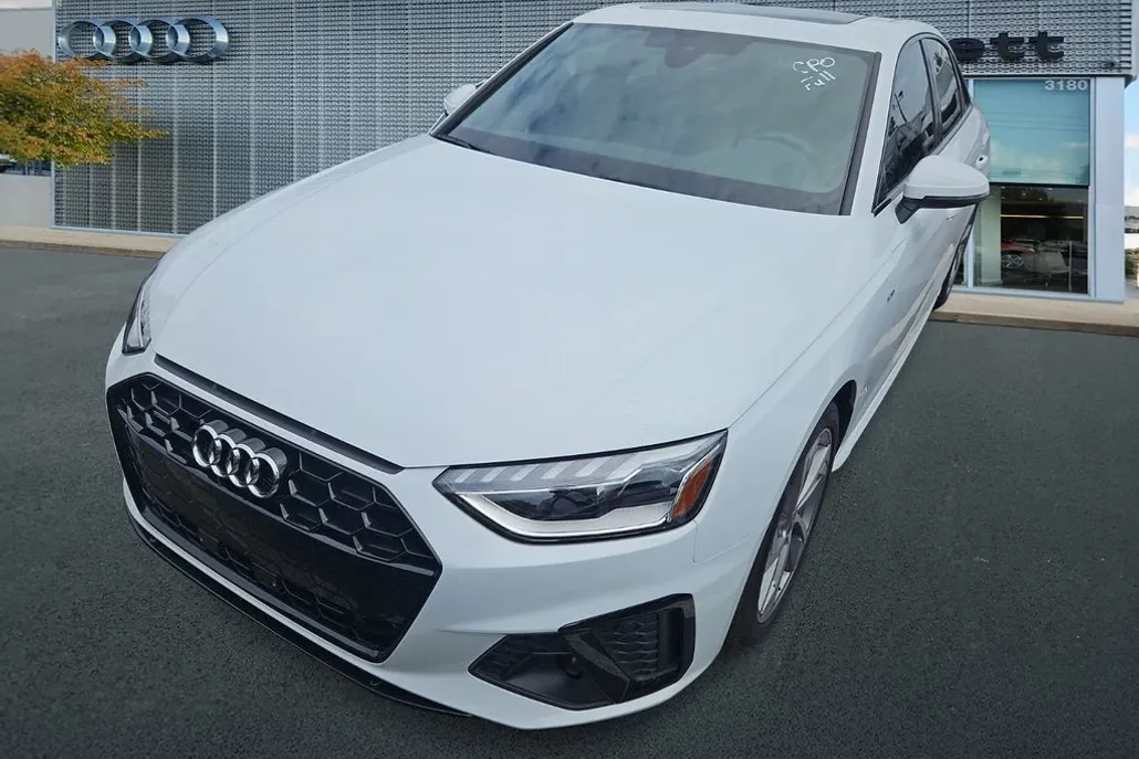 2025 Audi A4 45 S line Premium photo 1