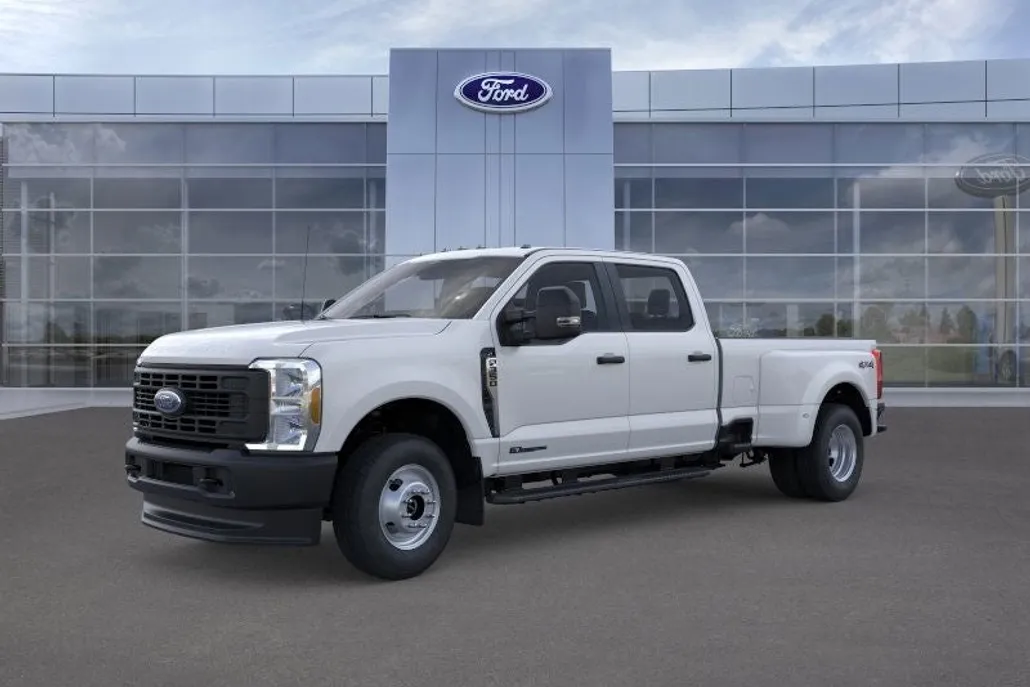 2025 Ford F-350 XL photo 1