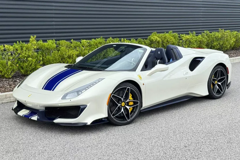 2020 Ferrari 488 Pista Spider photo 1