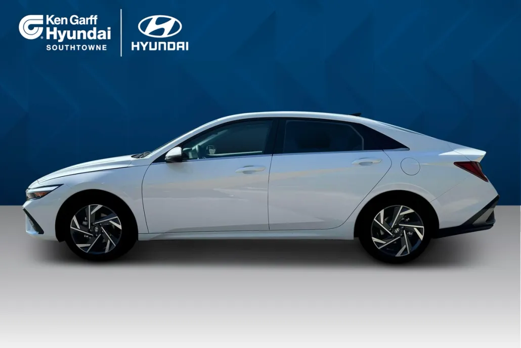 2025 Hyundai Elantra Hybrid Limited photo 1