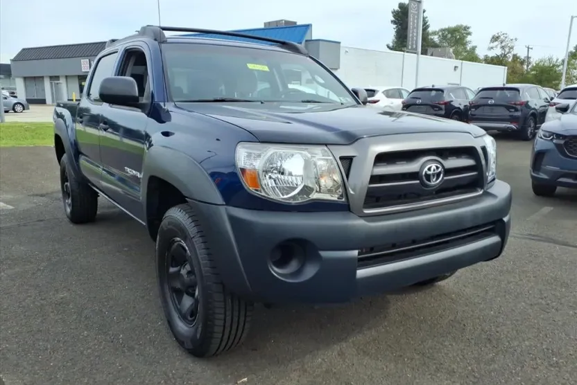 2008 Toyota Tacoma Base V6 photo 1