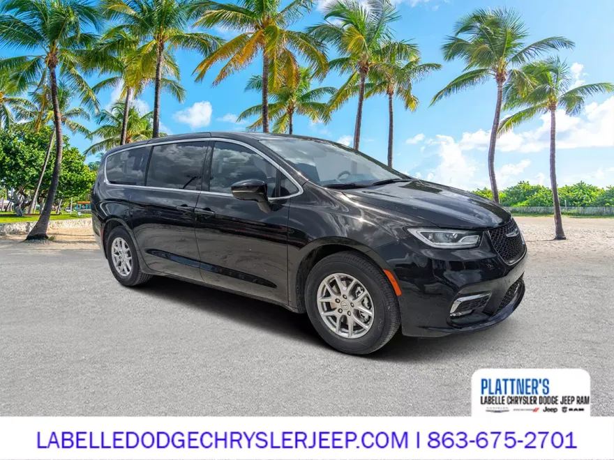 2025 Chrysler Pacifica photo 1