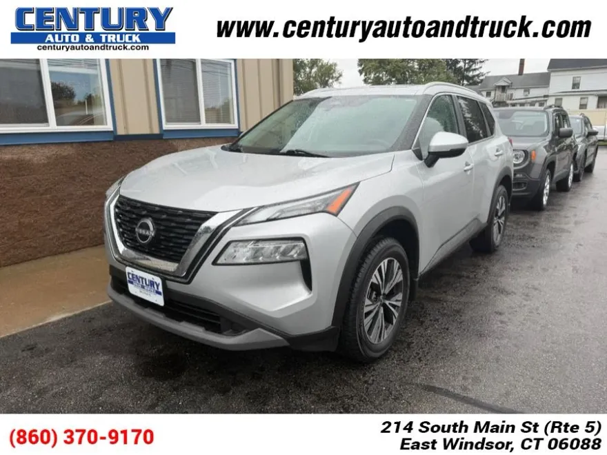 2022 Nissan Rogue SV photo 1