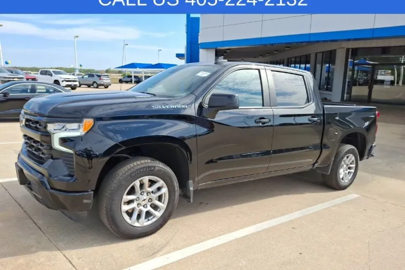 2025 Chevrolet Silverado 1500 RST photo 1