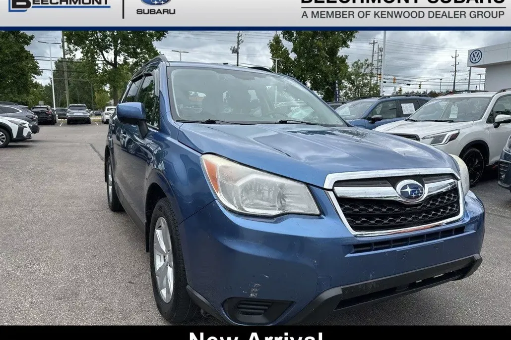 2015 Subaru Forester 2.5i Premium photo 1