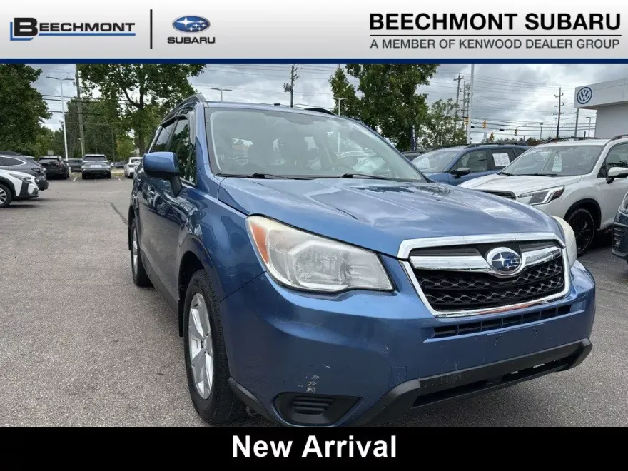 2015 Subaru Forester 2.5i Premium photo 1