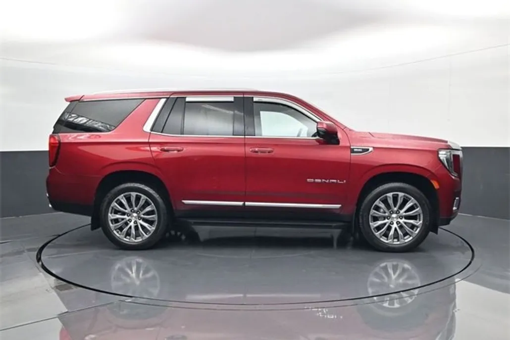 2022 Gmc Yukon Denali photo 1