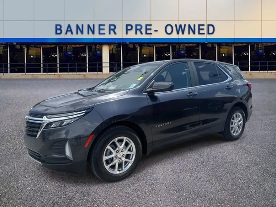 2022 Chevrolet Equinox LT photo 1