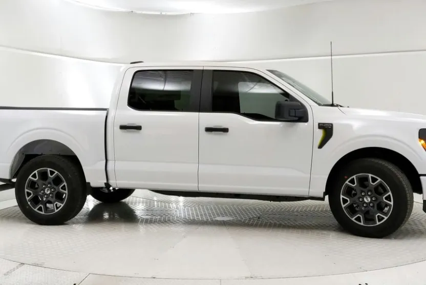 2024 Ford F-150 STX photo 1