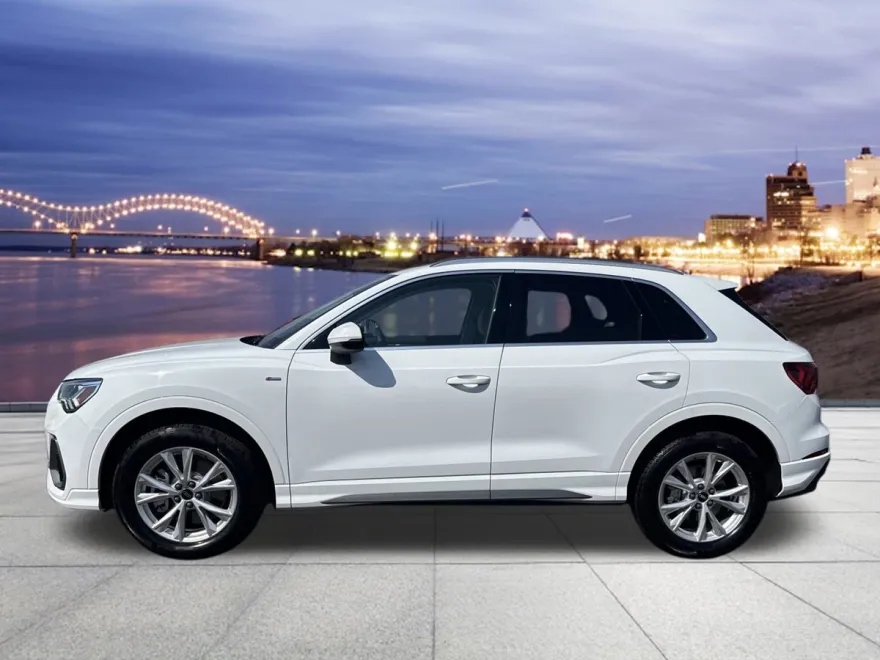 2025 Audi Q3 45 TFSI S line Premium photo 1