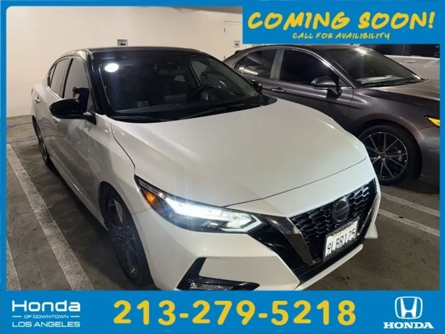 2021 Nissan Sentra SR photo 1