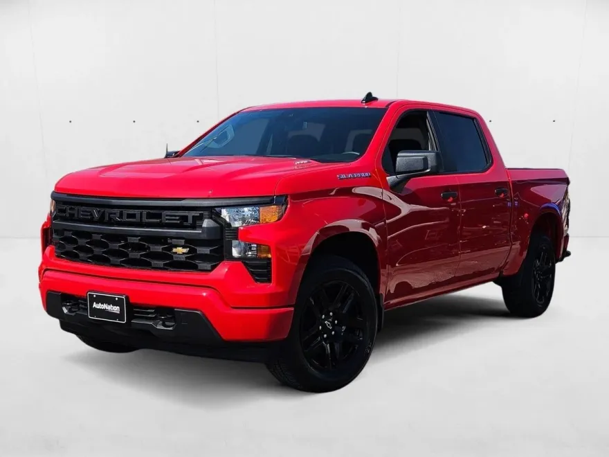2026 Chevrolet Silverado 1500 Custom photo 1