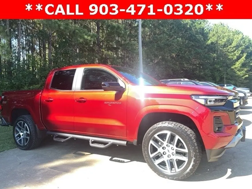 2023 Chevrolet Colorado Z71 photo 1