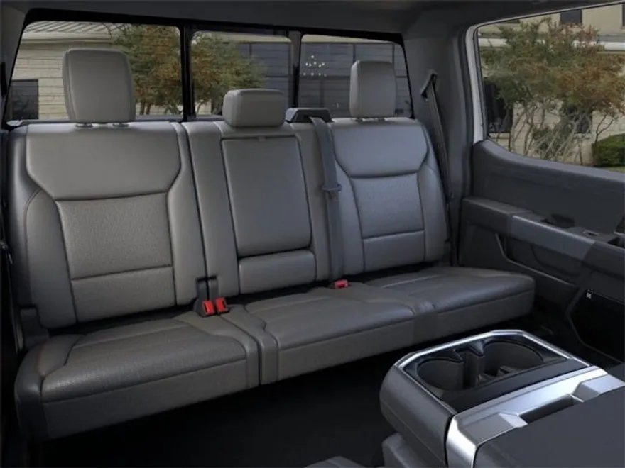 2025 Ford F-150 Lariat photo 11