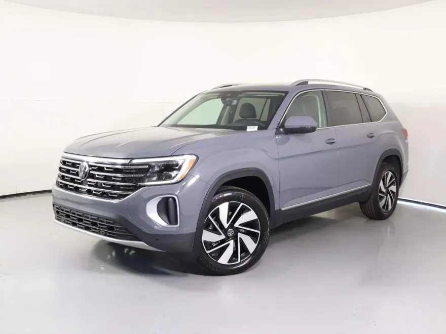 2025 Volkswagen Atlas SE photo 1