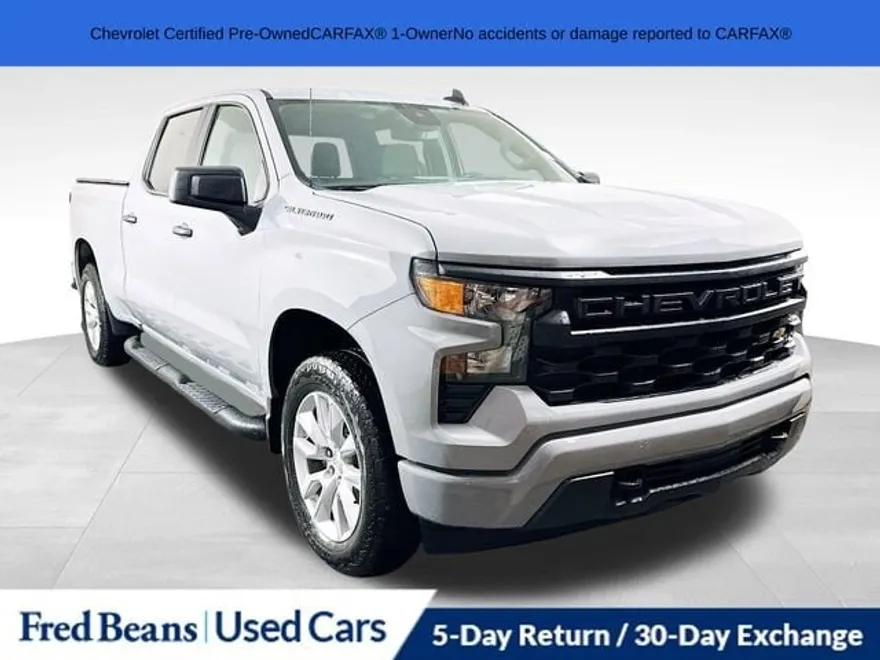 2024 Chevrolet Silverado 1500 Custom photo 1