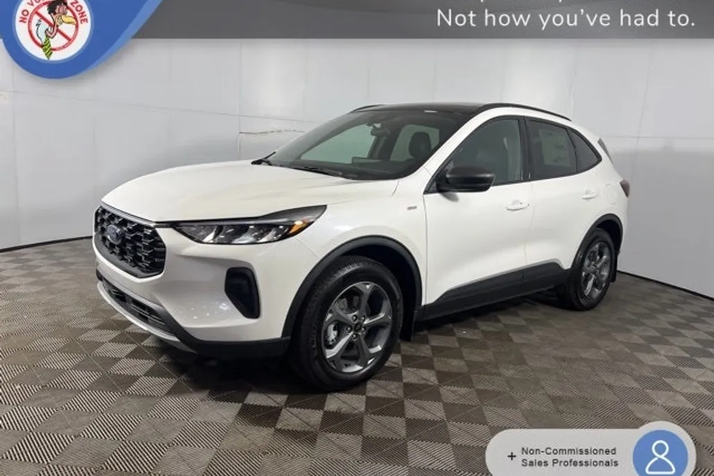 2025 Ford Escape ST-Line photo 1