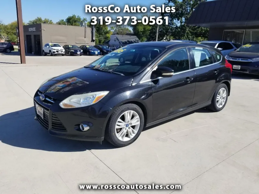 2012 Ford Focus SEL photo 1
