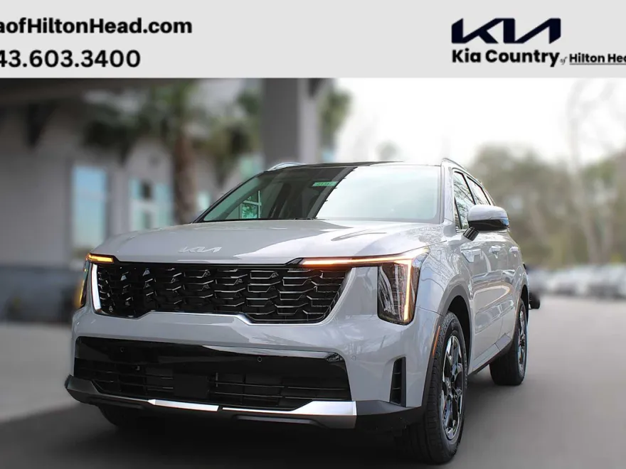 2025 Kia Sorento S photo 1