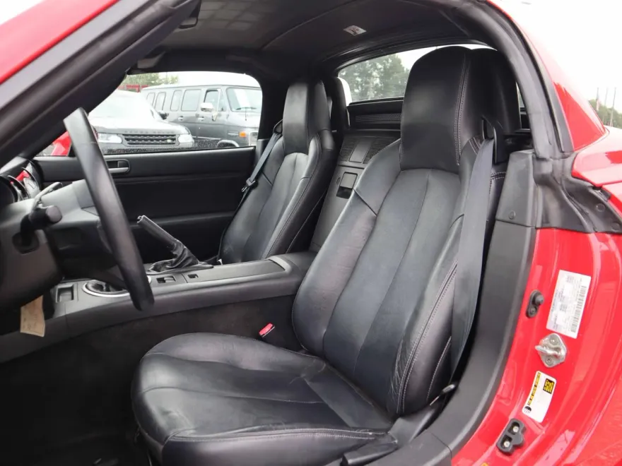 2007 Mazda MX-5 Miata Miata Grand Touring photo 2