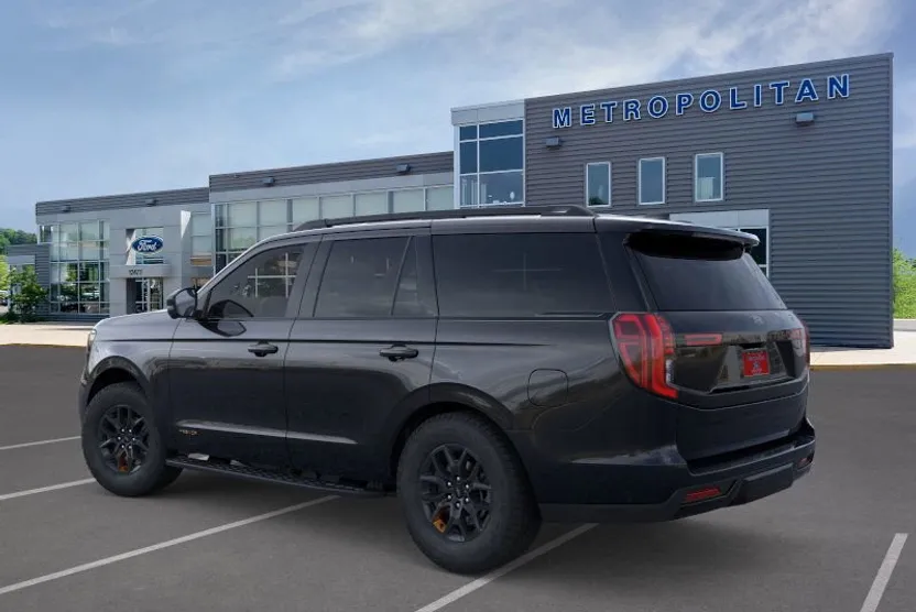 2025 Ford Expedition photo 1