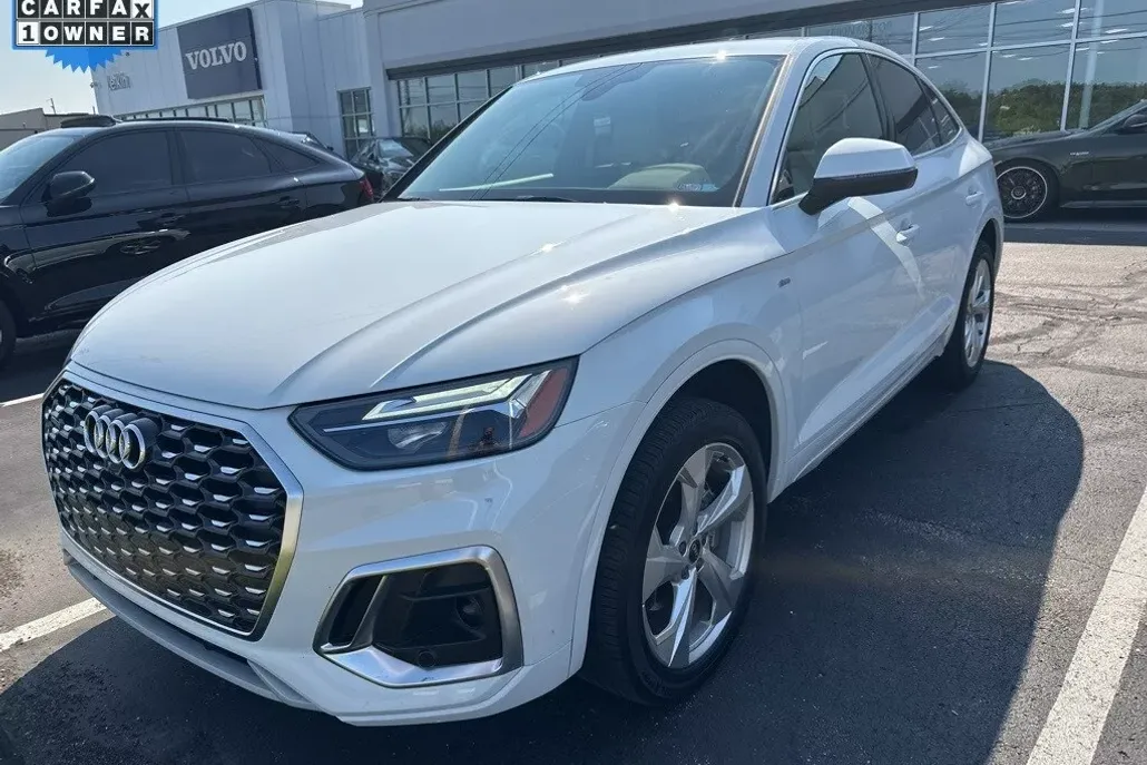 2022 Audi Q5 Sportback 45 S line Premium Plus photo 1