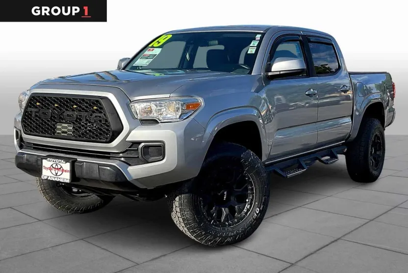 2019 Toyota Tacoma SR 4x4 Double Cab V6 photo 1