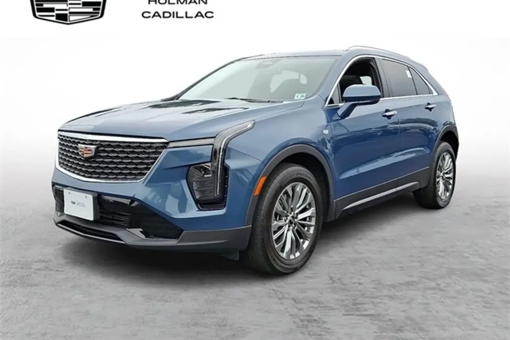 2024 Cadillac XT4 Premium Luxury photo 1