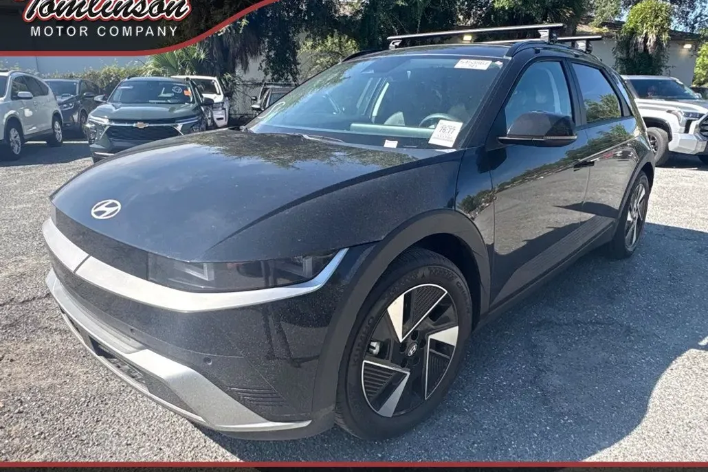 2025 Hyundai Ioniq 5 SEL photo 1