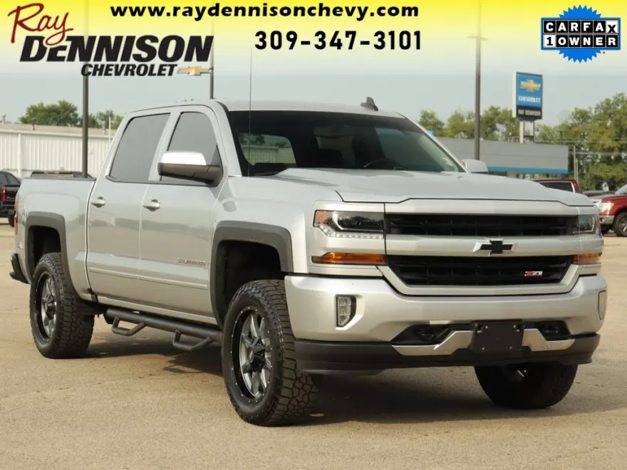2018 Chevrolet Silverado 1500 LT photo 1