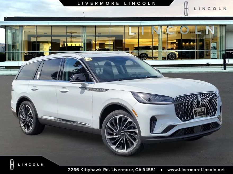 2025 Lincoln Aviator Reserve photo 1
