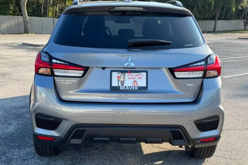 2025 Mitsubishi Outlander Sport SEL photo 1