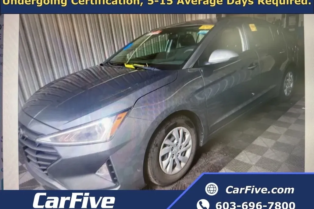 2019 Hyundai Elantra SE photo 1