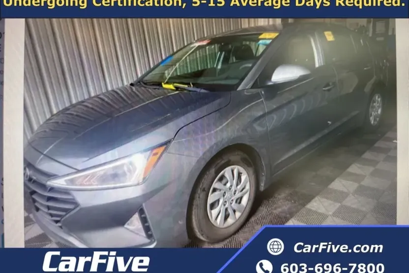 2019 Hyundai Elantra SE photo 1
