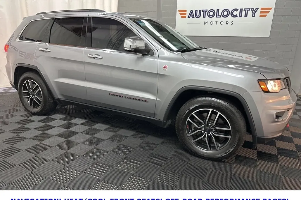2019 Jeep Grand Cherokee Trailhawk photo 1