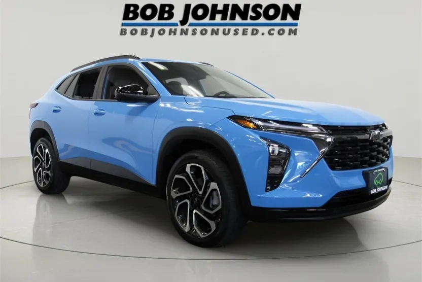 2024 Chevrolet Trax photo 1