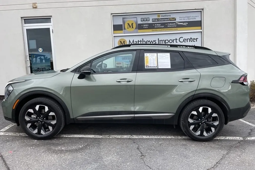 2023 Kia Sportage X-Line photo 1